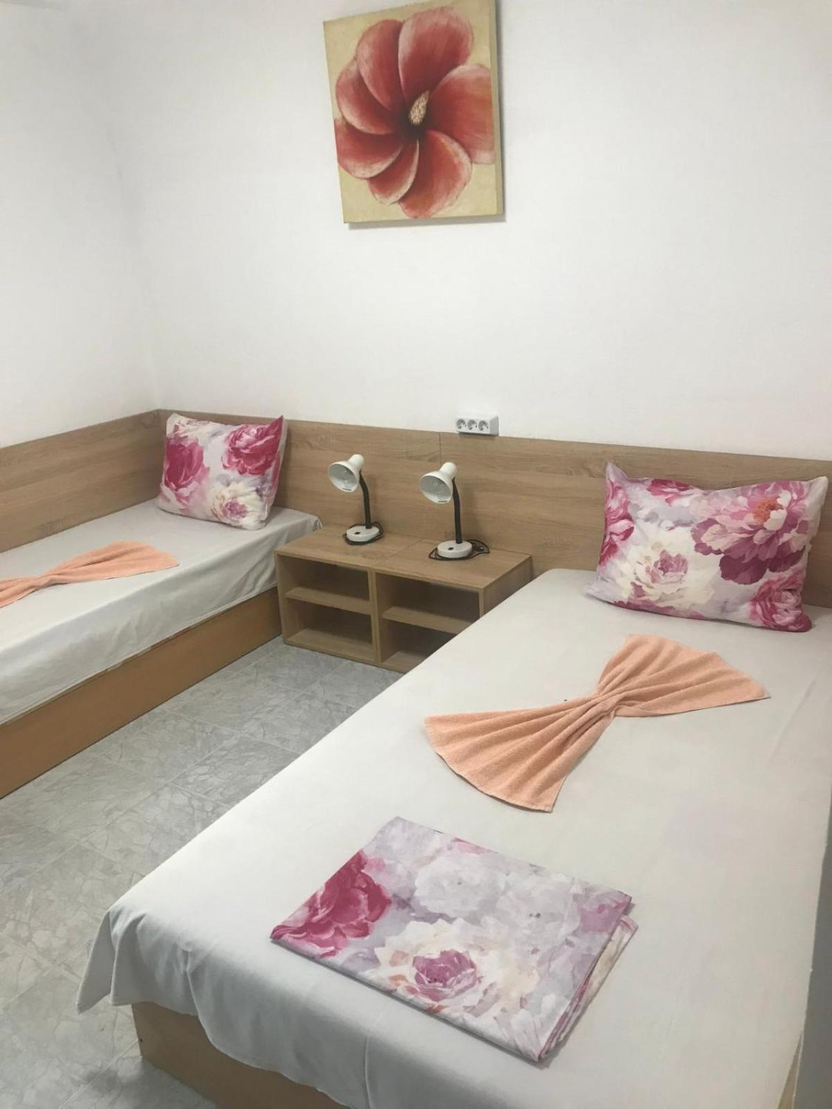 Family Hotel Julian Kranevo Extérieur photo