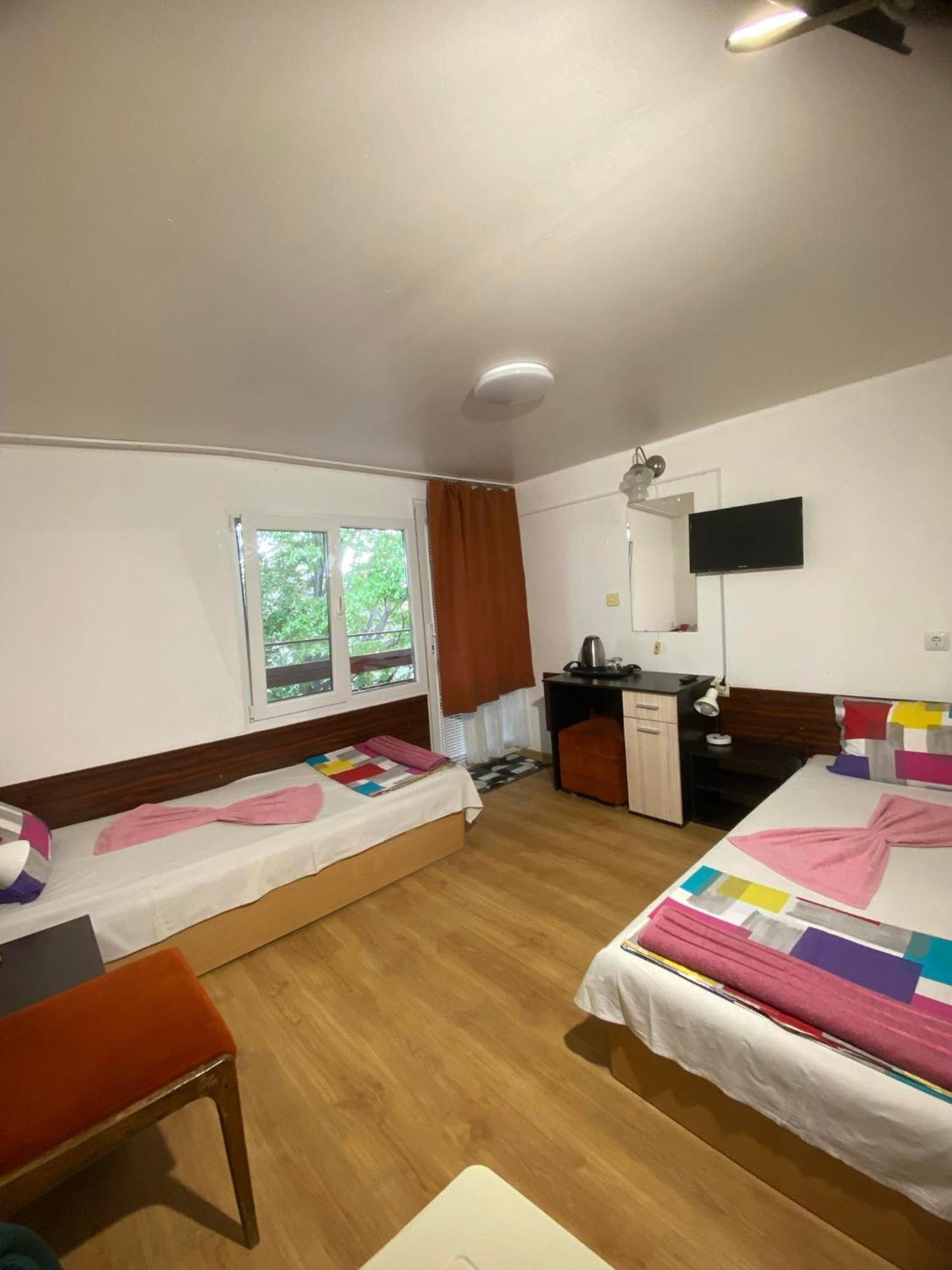Family Hotel Julian Kranevo Extérieur photo