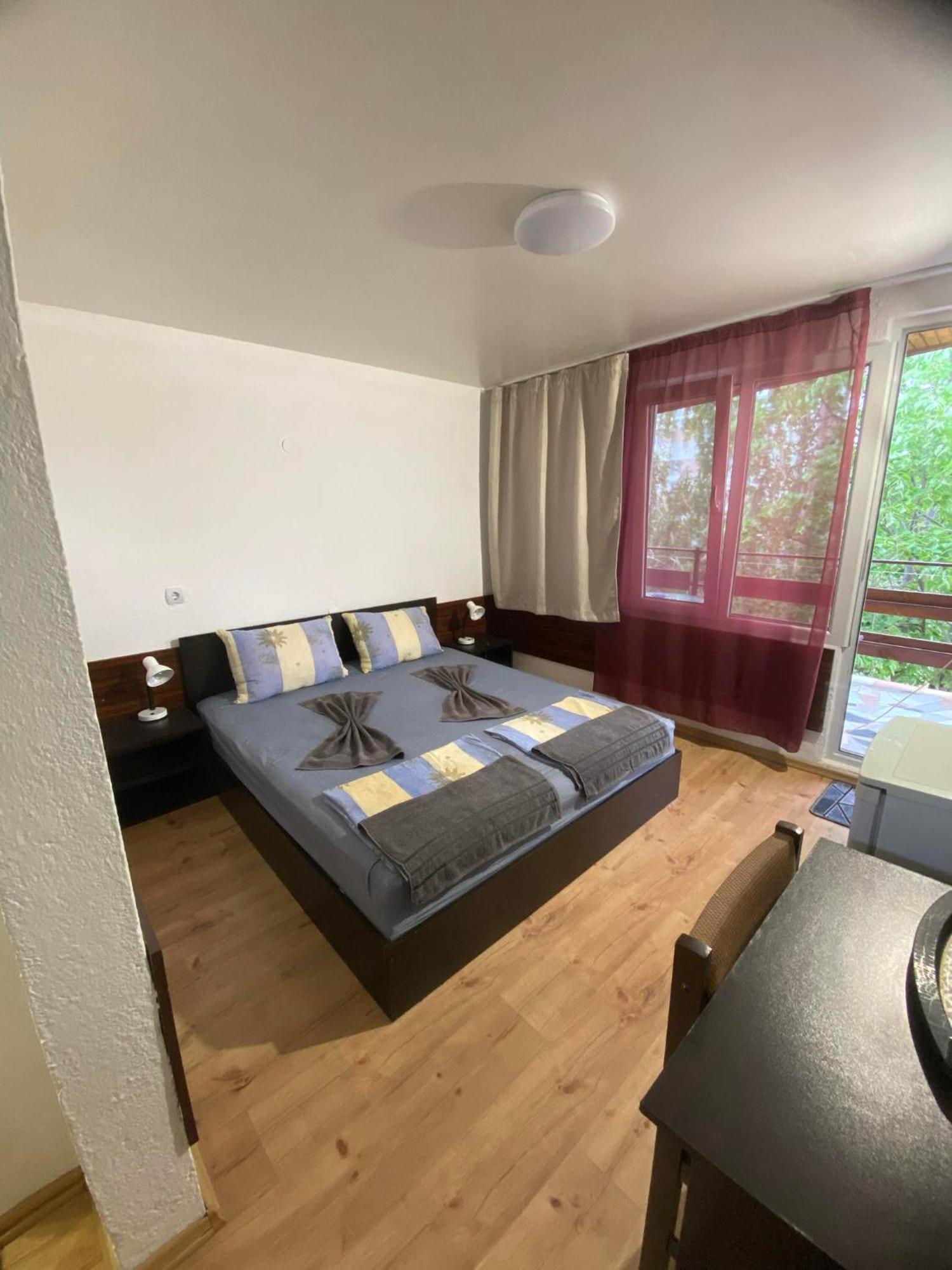 Family Hotel Julian Kranevo Extérieur photo