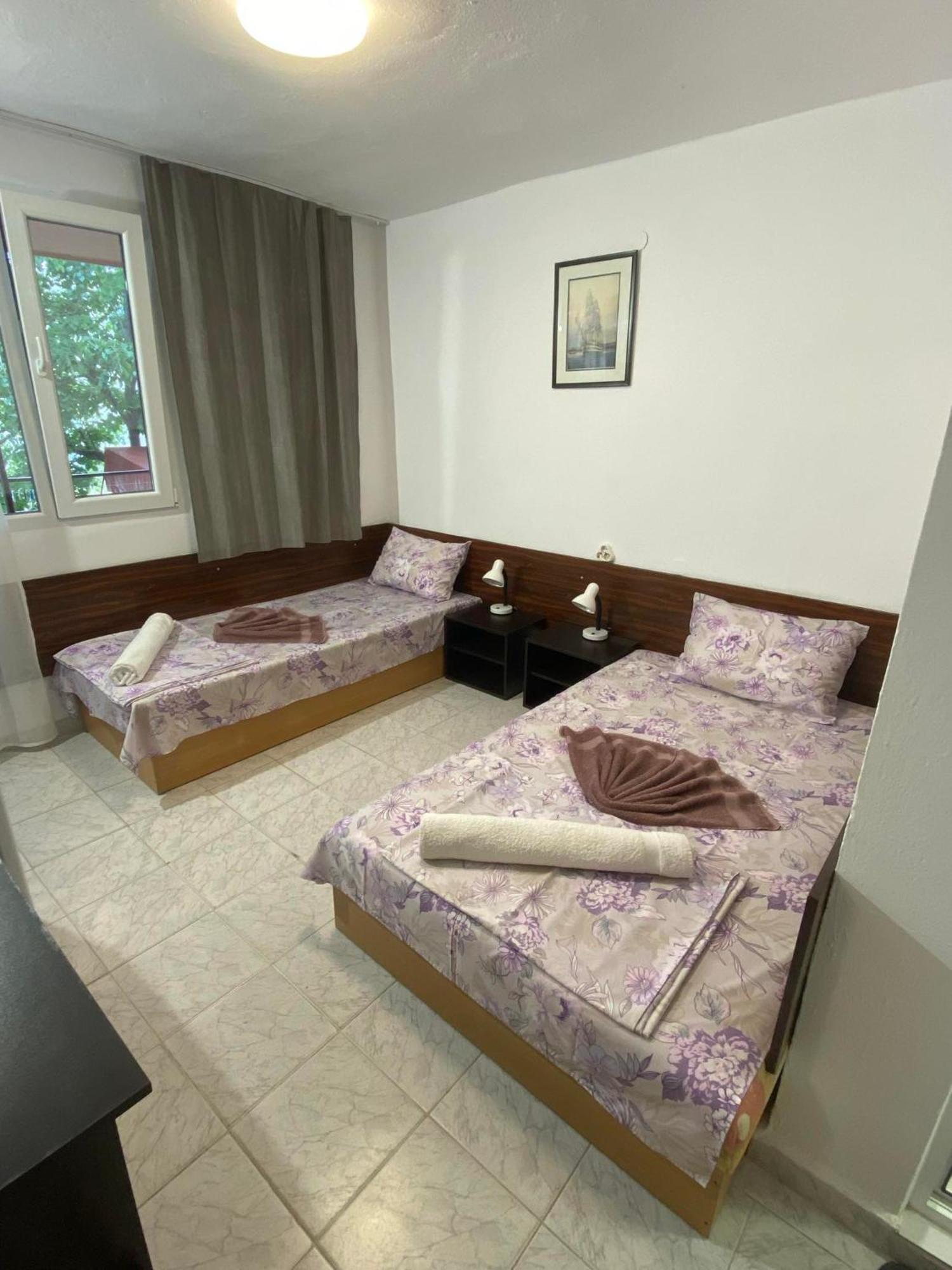 Family Hotel Julian Kranevo Extérieur photo