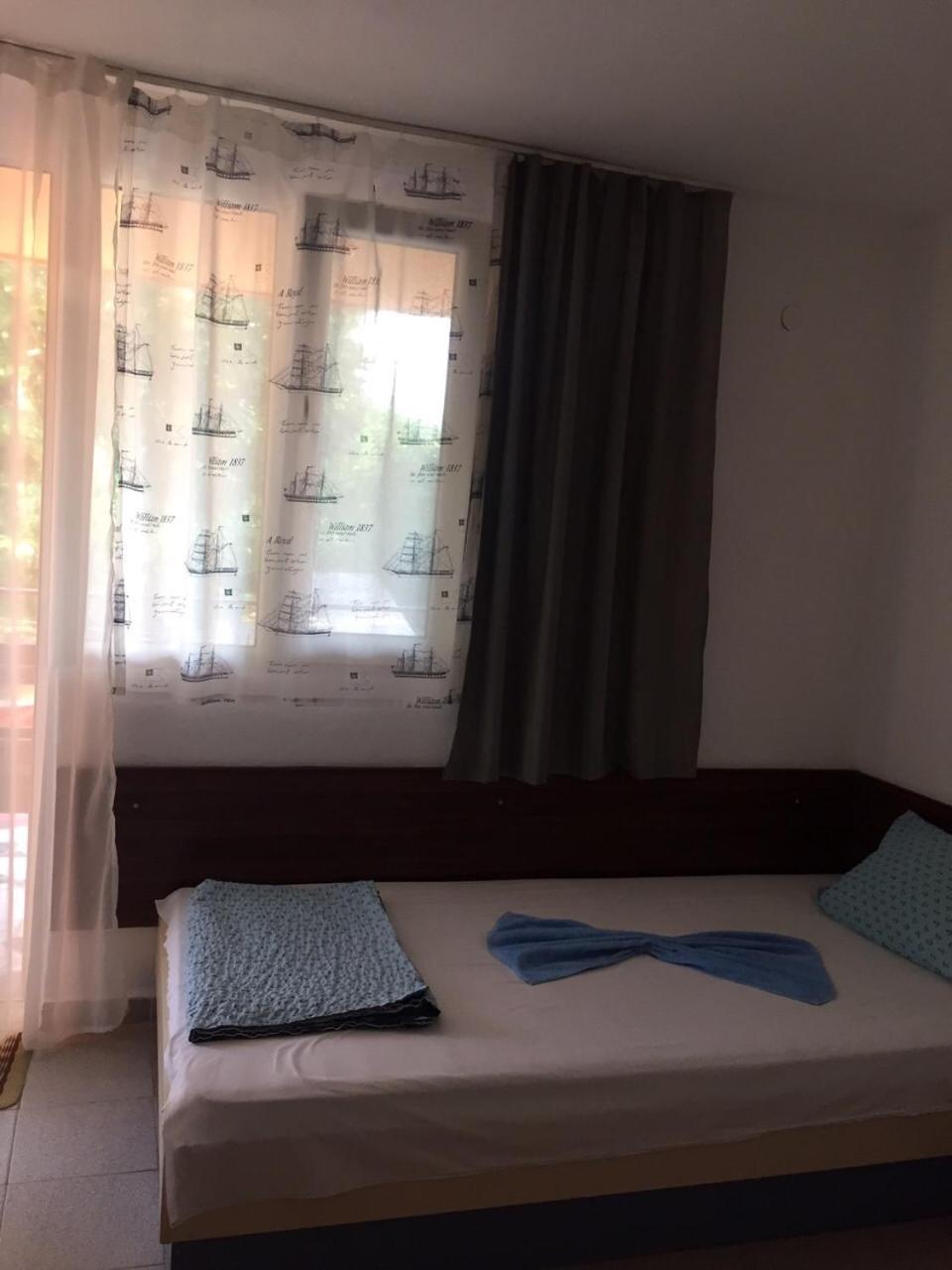 Family Hotel Julian Kranevo Extérieur photo